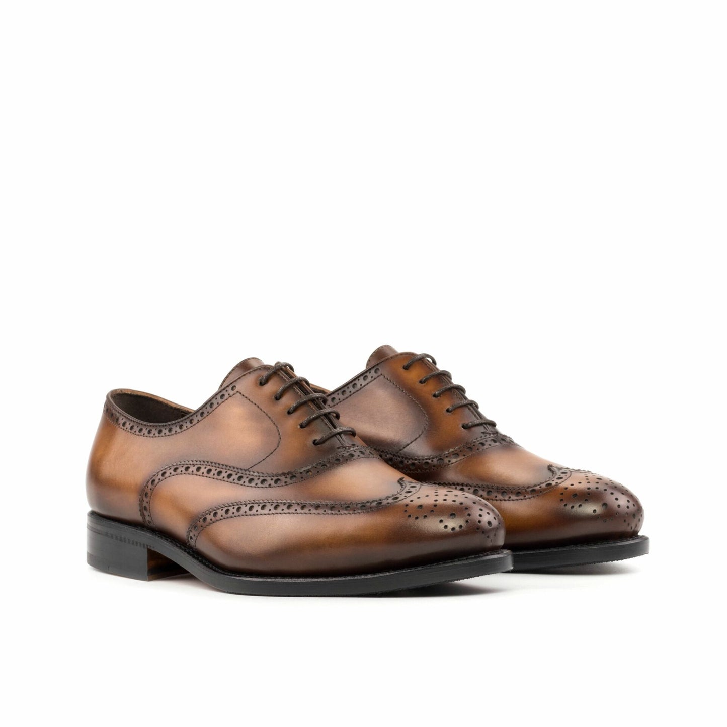 Carl Handpainted Wing-Tip Brogue Shoe For men