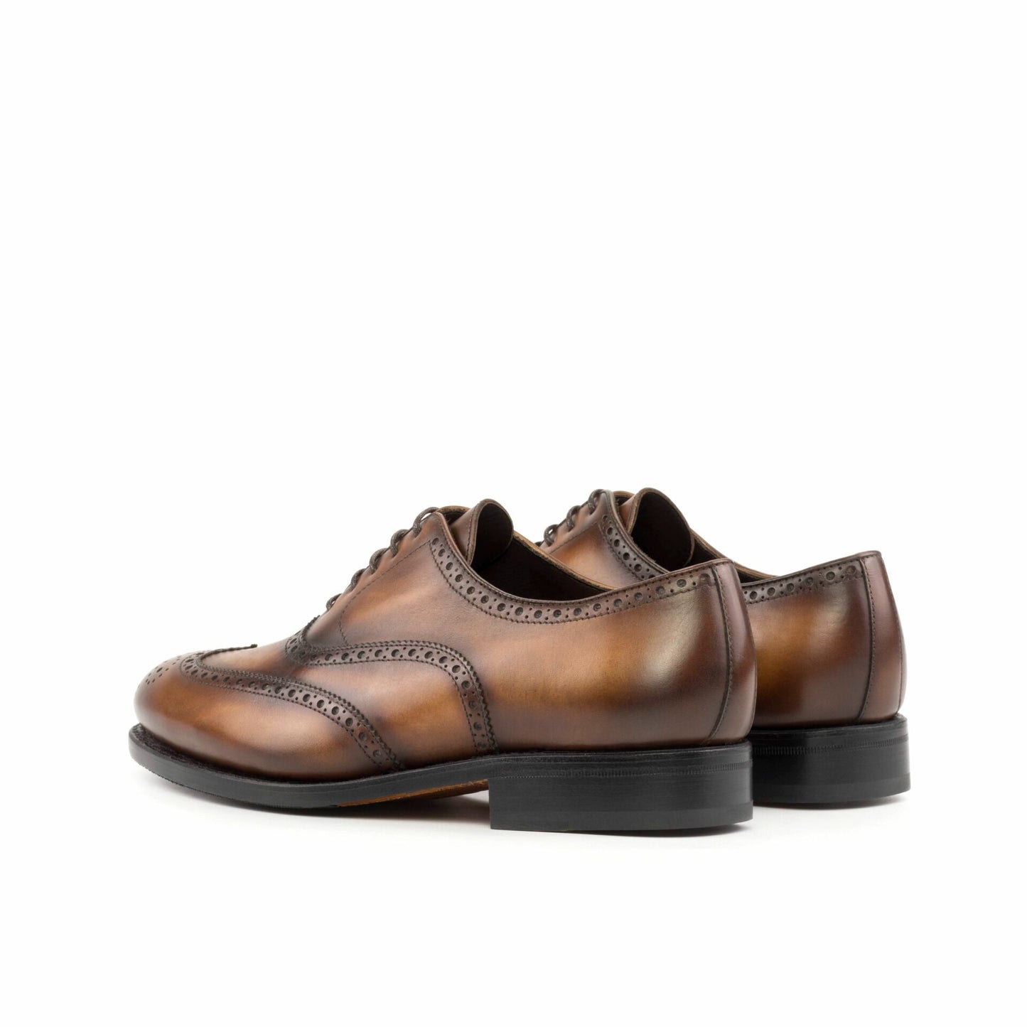 Carl Handpainted Wing-Tip Brogue Shoe For men